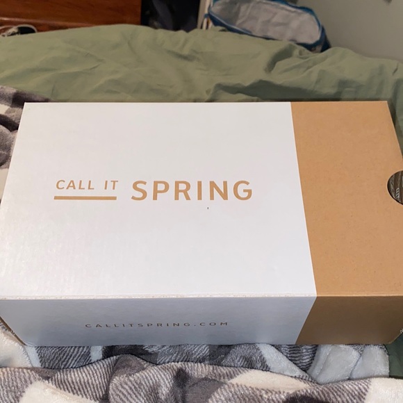 Call it Spring silver heels - Picture 5 of 5